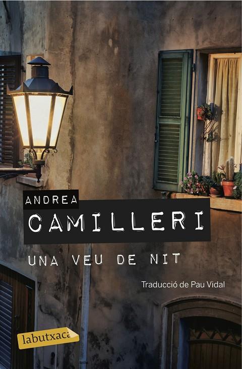 Una veu de nit (butxaca) | 9788416600816 | Andrea Camilleri